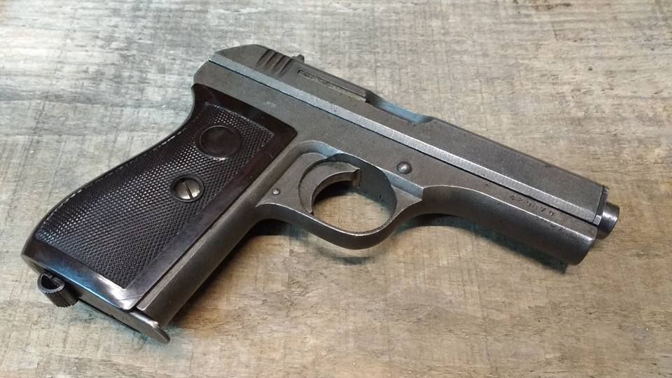 FN 27 Pistol