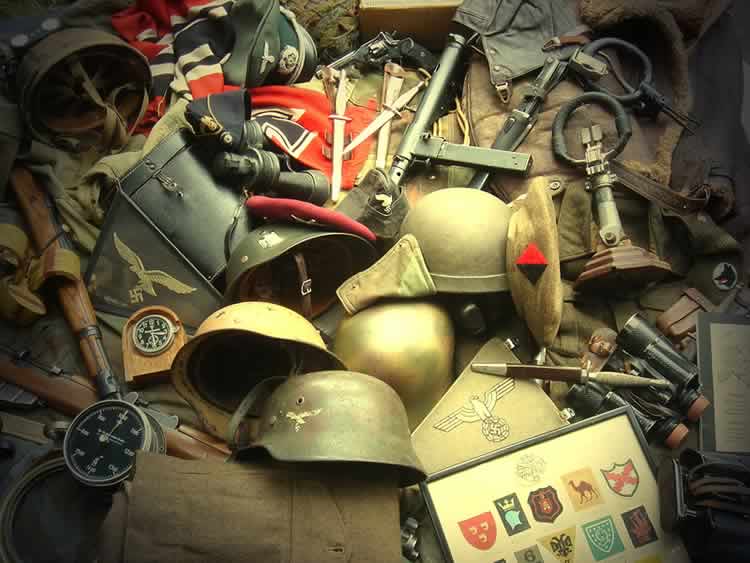 Maine Militaria Collectables Bought and Sold